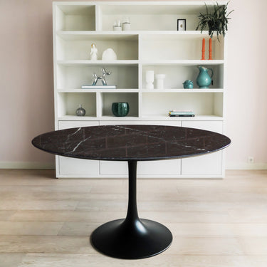 Ronde zwarte marmeren tulp eettafel (Nero Marquina) Ø 137 cm – Ditto Design