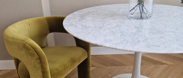 Marmersoorten vergeleken: Carrara, Volakas, Nero Marquina en Jurassic