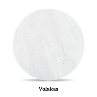 Sample Flute Tafel in wit marmer Volakas van Ditto Design, close-up van de marmeren tafelblad en elegante afwerking